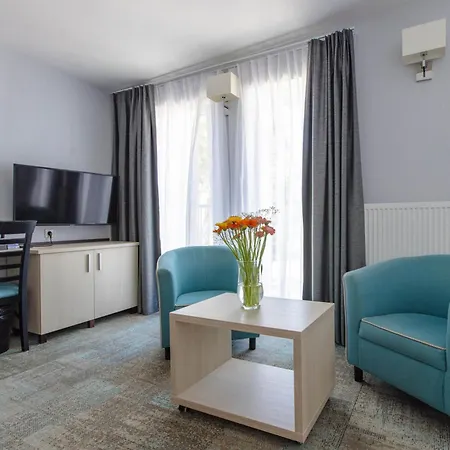 Waterside 3* ダルウフコ