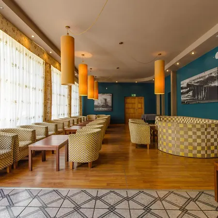 Waterside リゾート