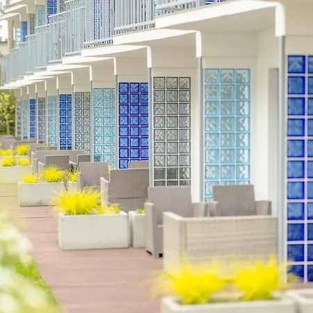 Ośrodek wypoczynkowy Waterside 3*