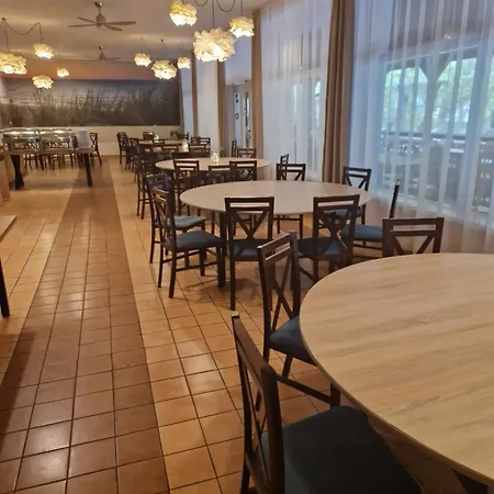 Waterside 3* ダルウフコ