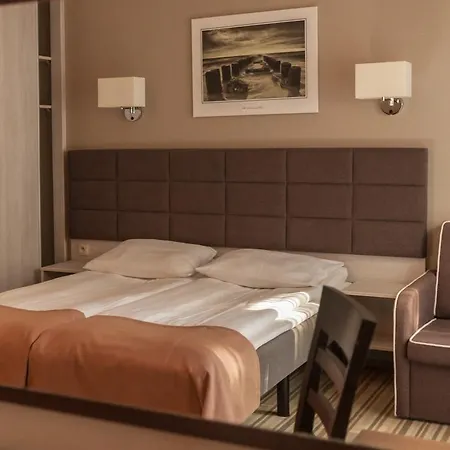 Waterside リゾート ダルウフコ