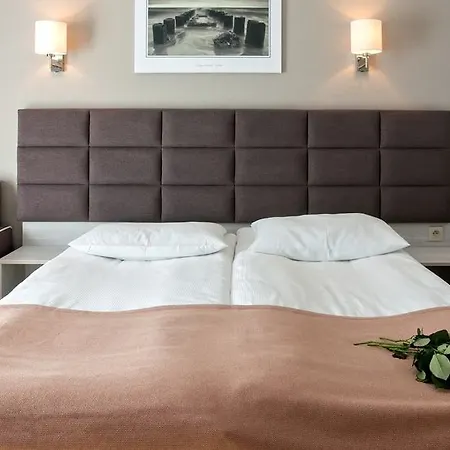Ośrodek wypoczynkowy Waterside 3*