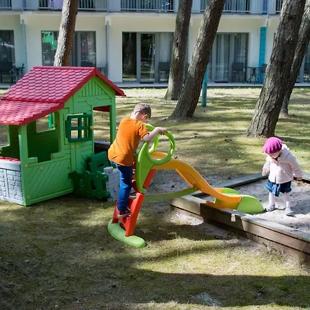 リゾート Waterside 3*