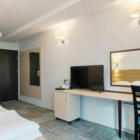 Waterside 3*